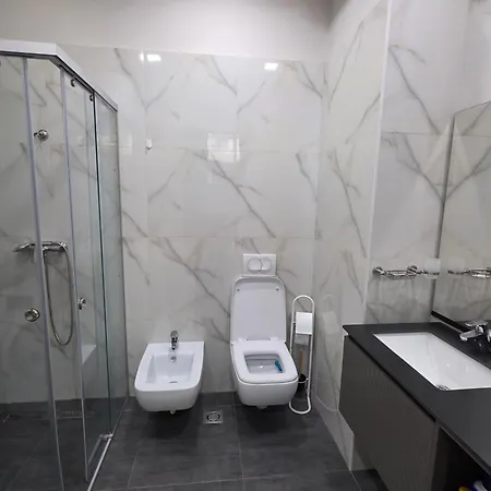 Rai Comfort Apartments, Delijorgji
